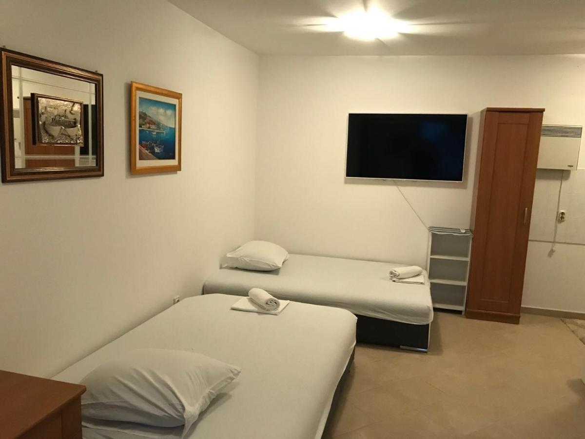 Jurisic Apartman Novalja